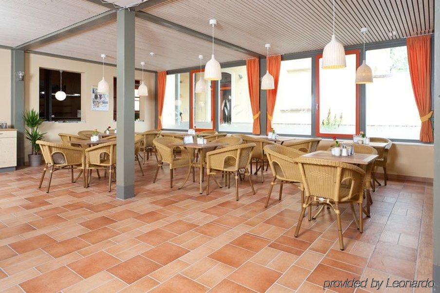 Jufa Hotel Weinviertel - Eselsmuehle Seefeld-Kadolz Εστιατόριο φωτογραφία